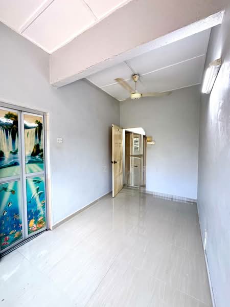 2-storey Terraced House for Sale in Taman Kosas (Ampang) - M.J Zairin - Interior - PropertyGuru.com.my