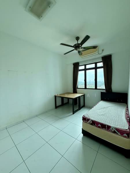 Service Residence for Rent at Sky Oasis Residence (Pangsapuri Oasis 1) - Tommy Tai - Bedroom - PropertyGuru.com.my