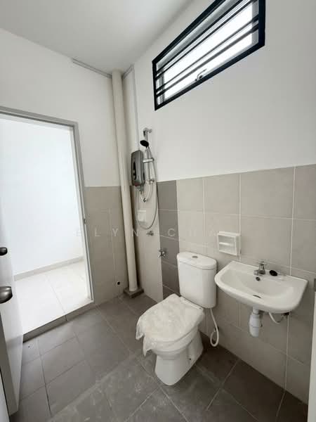 Meridin East untuk Untuk Disewa - RM 1,900 /bulan, Mac 2026 - Bathroom - PropertyGuru.com.my