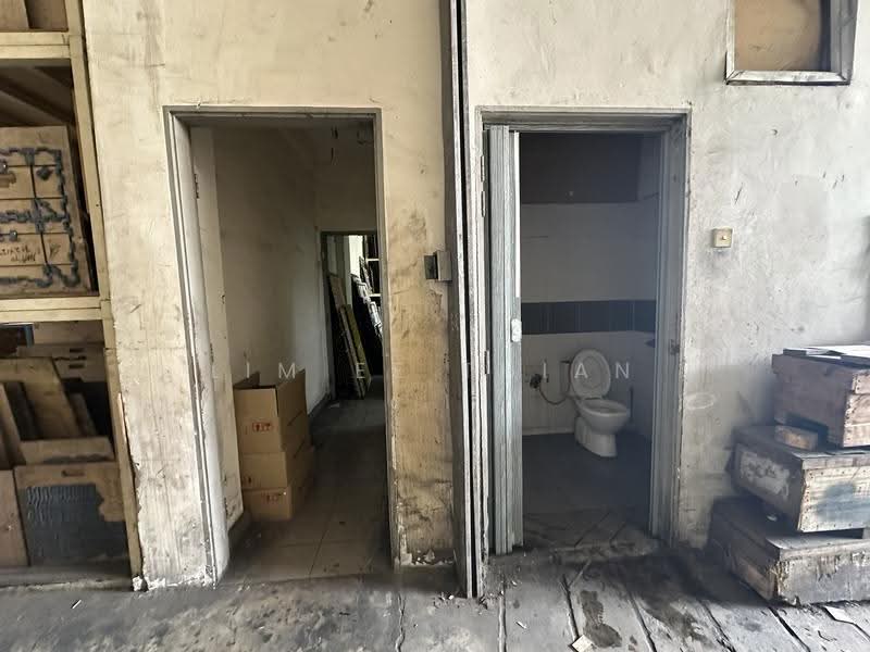 Factory for Sale in Nilai Impian (Nilai) - Lim Ee Thian - Interior - PropertyGuru.com.my