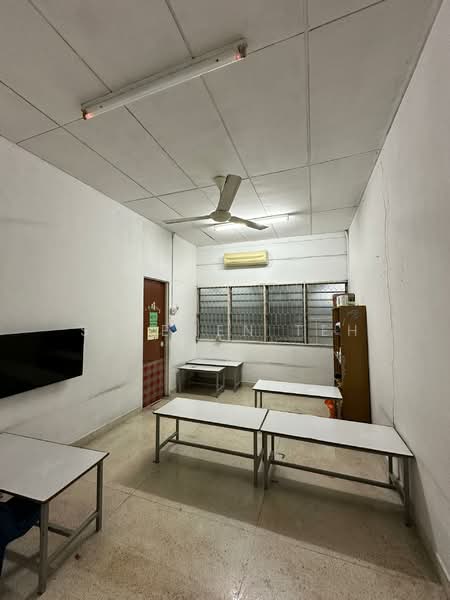 Bungalow for Rent in Jelutong (Penang) - SERENEN TEH - Interior - PropertyGuru.com.my