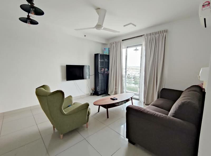 Austin Suites (Permata Austin) untuk Untuk Dijual - RM 400,000, Mac 2026 - Living Room - PropertyGuru.com.my