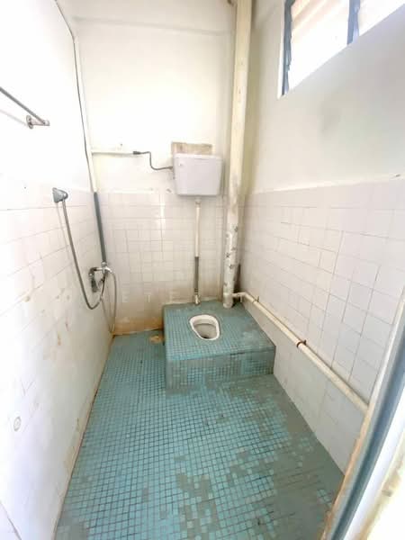 Bandar Baru Uda untuk Untuk Dijual - RM 170,000, Mac 2026 - Bathroom - PropertyGuru.com.my