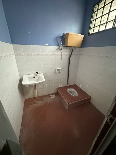 Taman Flora Heights untuk Untuk Dijual - RM 355,000, Apr 2026 - Bathroom - PropertyGuru.com.my