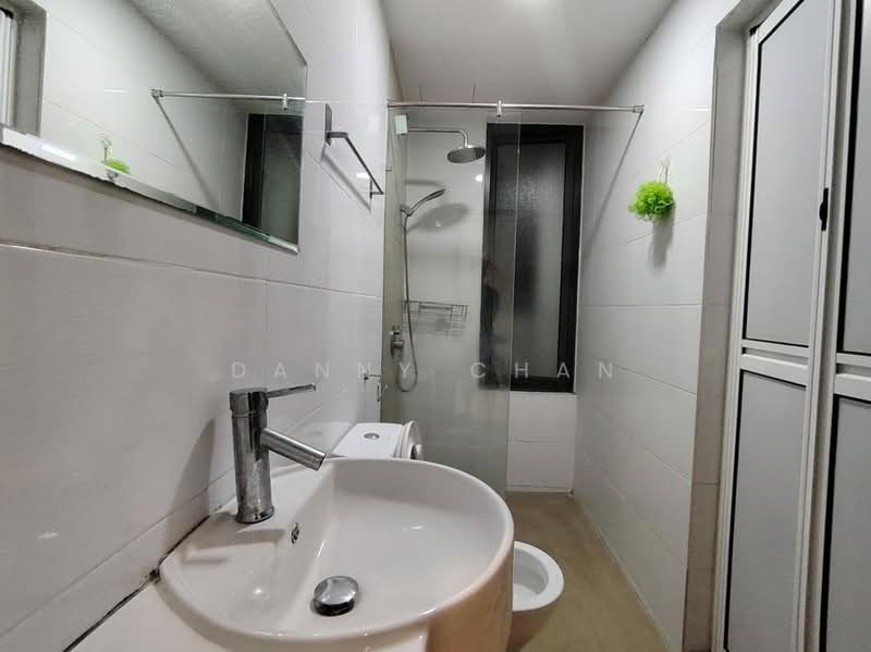 SkyVille 8 @ Benteng 8 untuk Untuk Disewa - RM 2,100 /bulan, Mac 2026 - Bathroom - PropertyGuru.com.my