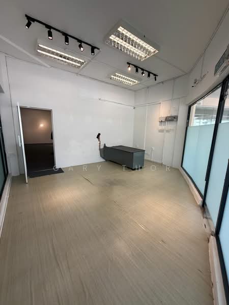 Shop / Office for Rent in Bayan Lepas (Penang) - Gary Thor - Interior - PropertyGuru.com.my