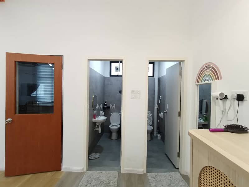Shop / Office for Rent in Taman Pelangi (Johor Bahru) - Tommy Tai - Bathroom - PropertyGuru.com.my