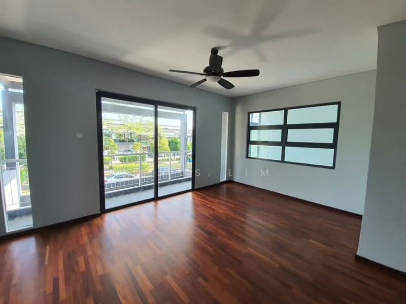 The Vantage untuk Untuk Dijual - RM 1,350,000, Mac 2026 - Living Room - PropertyGuru.com.my