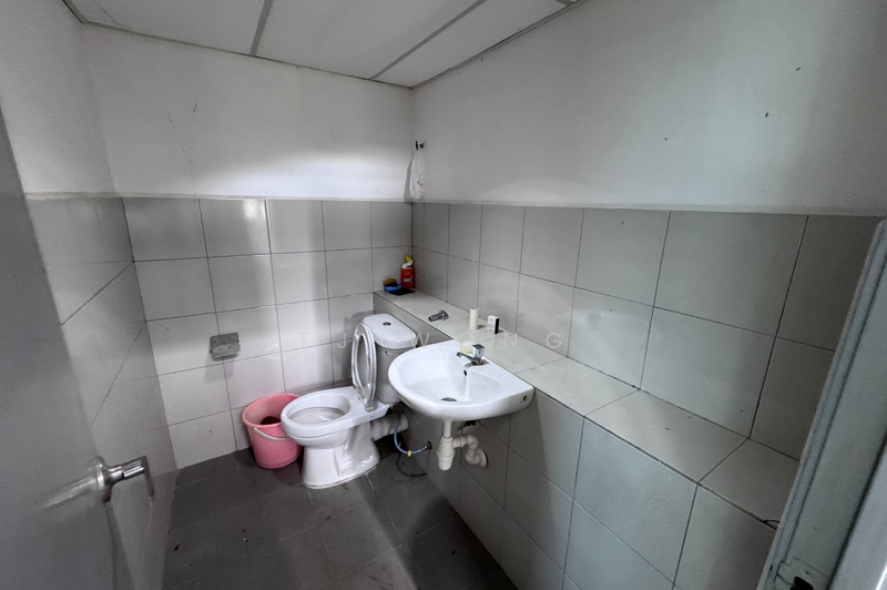 Office for Rent in Kota Kinabalu (Sabah) - TJ Wong - Private Washroom - PropertyGuru.com.my