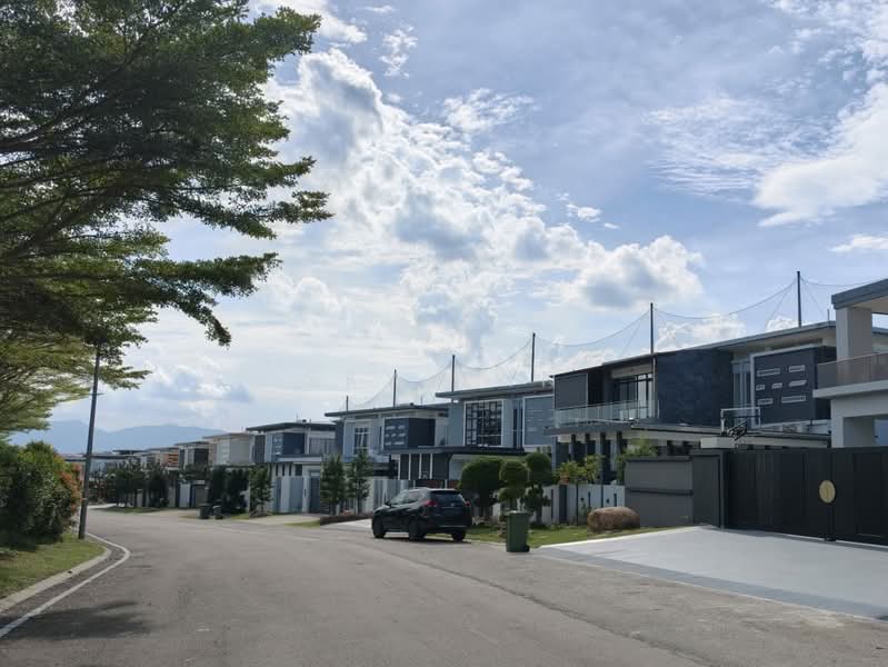 Bougain Villa- Golf View Bungalow untuk Untuk Dijual - RM 4,600,000, Apr 2026 - Exterior - PropertyGuru.com.my