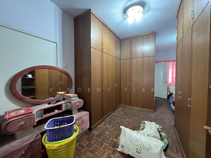 Taman Putri Jaya untuk Untuk Dijual - RM 750,000, Mac 2026 - Bedroom - PropertyGuru.com.my
