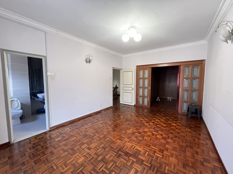 Rumah Teres untuk Dijual di Batu 9 (Cheras) - Vincent Tian - Living Room - PropertyGuru.com.my