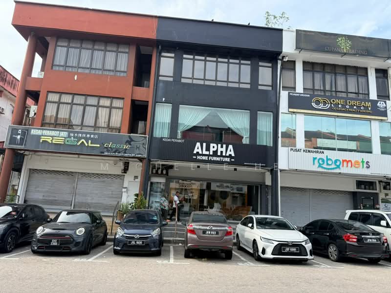 Shop / Office for Rent in Taman Molek (Johor Bahru) - Michelle He - Exterior - PropertyGuru.com.my