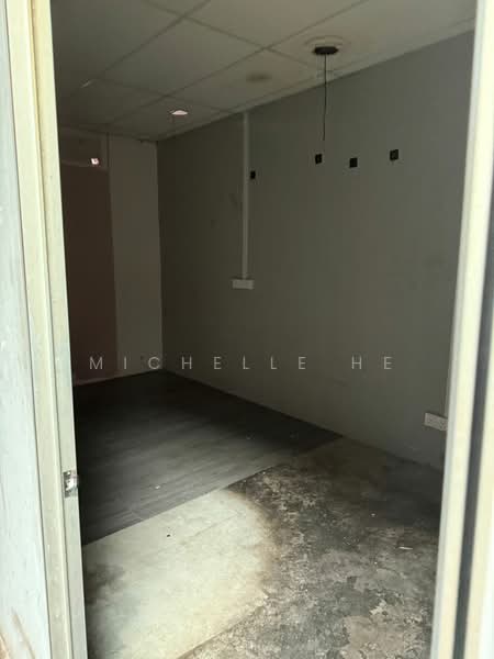 Shop / Office for Rent in Taman Molek (Johor Bahru) - Michelle He - Interior - PropertyGuru.com.my