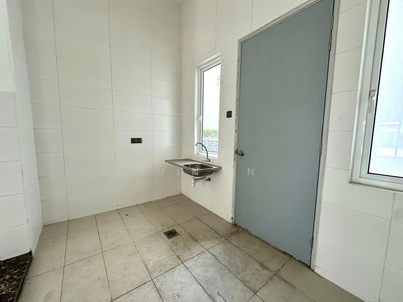 Semi-Detached House for Sale in Bandar Bukit Raja (Klang) - Muin Mn - Interior - PropertyGuru.com.my