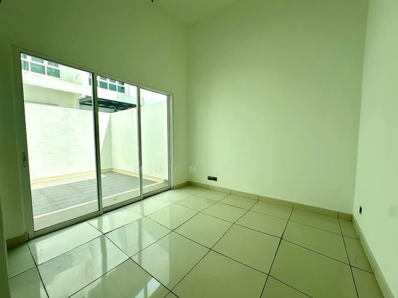 Semi-Detached House for Sale in Bandar Bukit Raja (Klang) - Muin Mn - Interior - PropertyGuru.com.my
