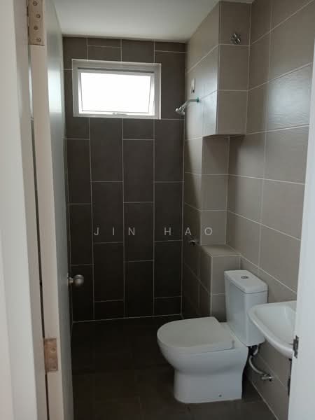 Semi-Detached House for Rent in Bangi (Selangor) - Jin Hao - Bathroom - PropertyGuru.com.my