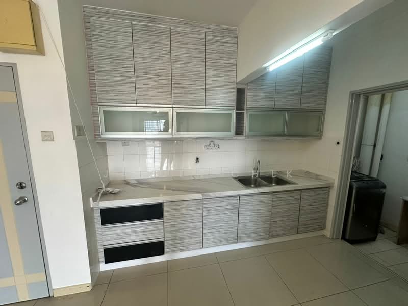 Casa Idaman untuk Untuk Dijual - RM 320,000, Mac 2026 - Kitchen - PropertyGuru.com.my