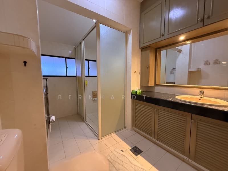 Bangsar untuk Untuk Disewa - RM 10,500 /bulan, Mac 2026 - Bathroom - PropertyGuru.com.my