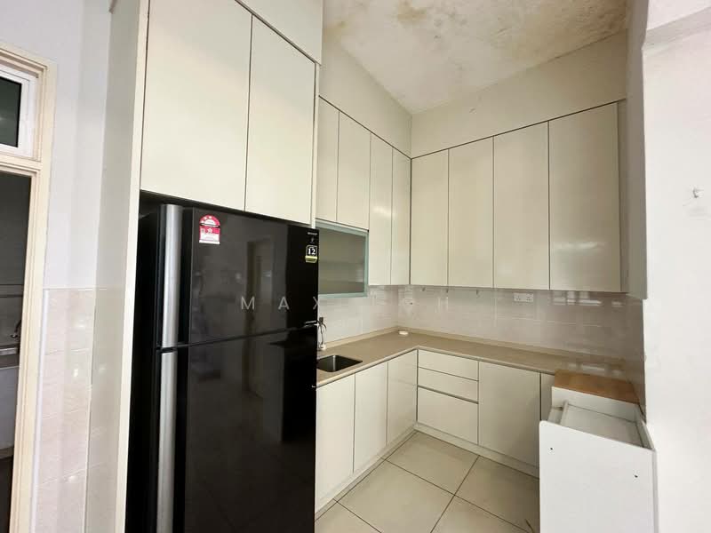 Cluster House for Sale in Taman Nusa Sentral (Iskandar Puteri (Nusajaya)) - Max Loh - Kitchen - PropertyGuru.com.my