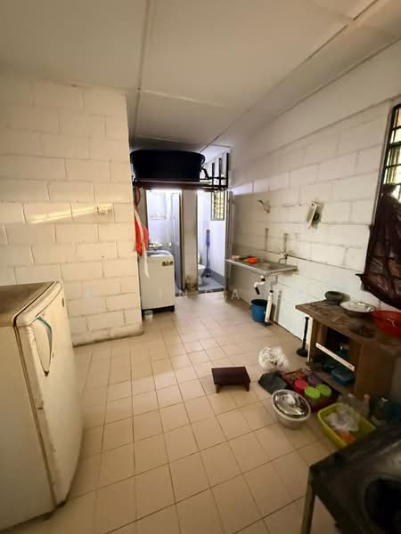 Flat for Sale at Flat Temenggong - Melinda Ee - Kitchen - PropertyGuru.com.my