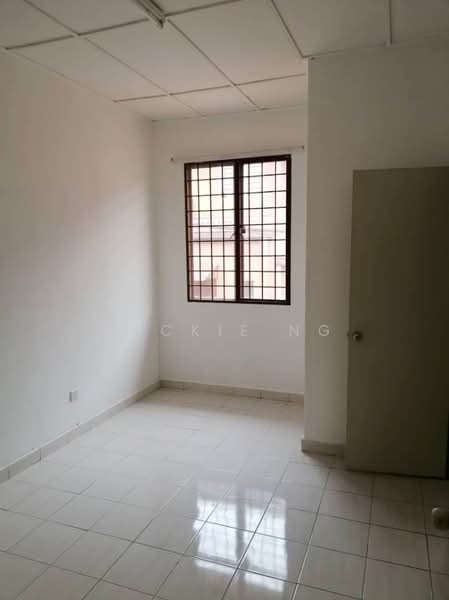 Palm Walk untuk Untuk Dijual - RM 680,000, Mac 2026 - Bedroom - PropertyGuru.com.my