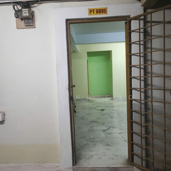 2-storey Terraced House for Sale in Nilai (Negeri Sembilan) - Athena Cho - Entrance - PropertyGuru.com.my