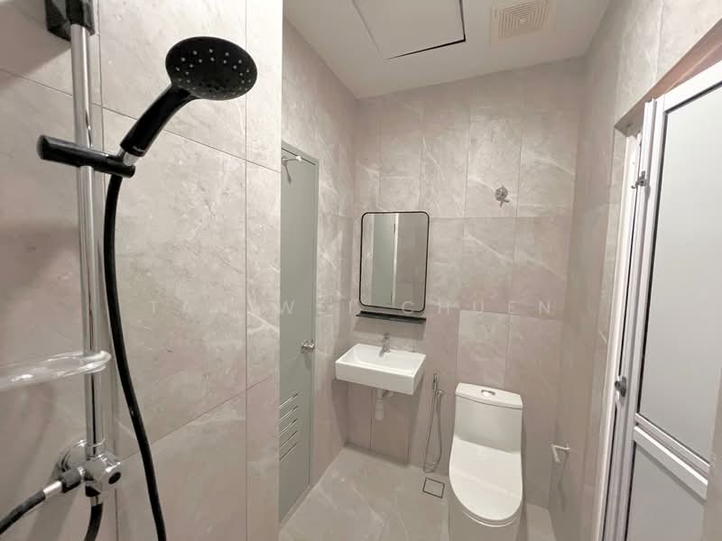 The Suite untuk Untuk Disewa - RM 2,500 /bulan, Mac 2026 - Bathroom - PropertyGuru.com.my