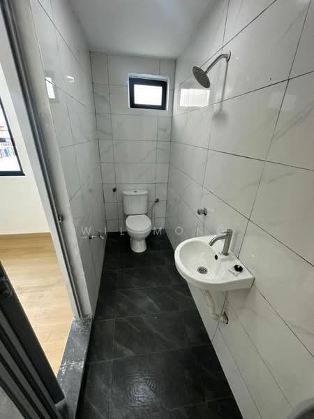 ULU TIRAM , Bandar Desa Cemerlang untuk Untuk Dijual - RM 388,000, Mac 2026 - Bathroom - PropertyGuru.com.my