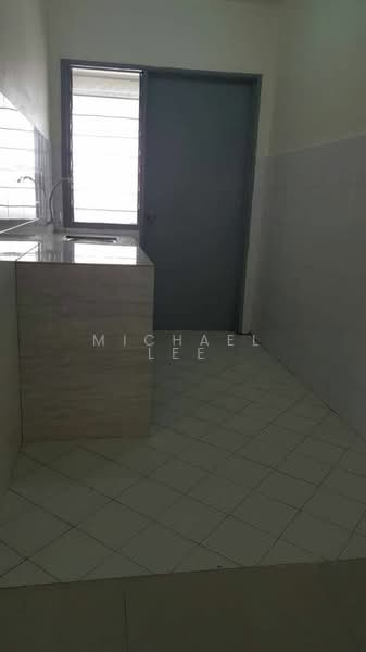 Desa Satu untuk Untuk Disewa - RM 888 /bulan, Mac 2026 - Kitchen - PropertyGuru.com.my
