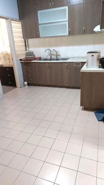 2-storey Terraced House for Sale in Taman Kelana Idaman (Ara Damansara) - Amy Oktavia - Kitchen - PropertyGuru.com.my