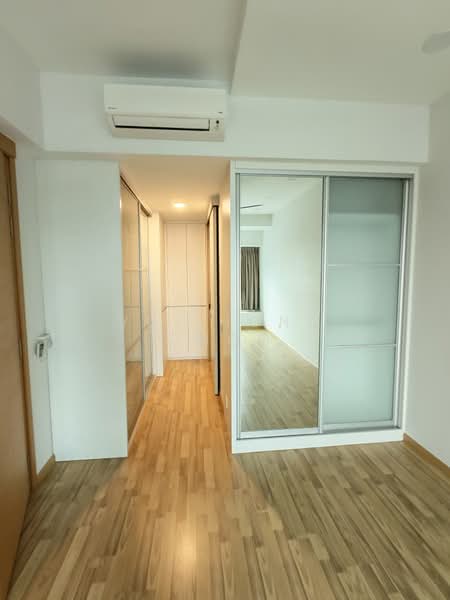 Service Residence for Sale at The Leafz @ Dedaun - Vui Hong Choo - Corridor - PropertyGuru.com.my