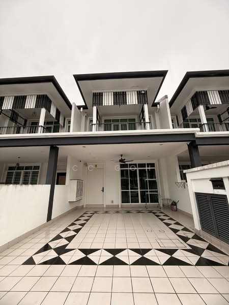 Semi-Detached House for Sale in Eco Majestic (Semenyih) - CC GOH - Exterior - PropertyGuru.com.my