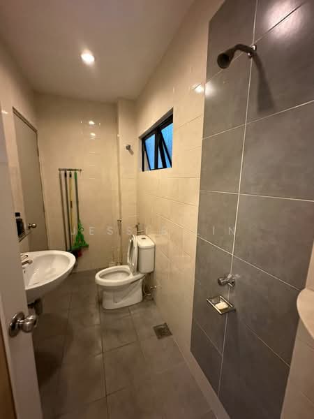 Sutera Damansara untuk Untuk Dijual - RM 1,450,000, Mac 2026 - Bathroom - PropertyGuru.com.my