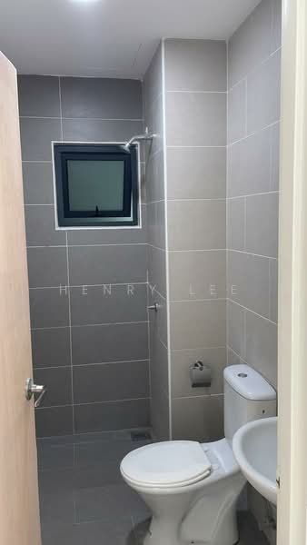 Kiara Plaza untuk Untuk Disewa - RM 1,200 /bulan, Mac 2026 - Bathroom - PropertyGuru.com.my