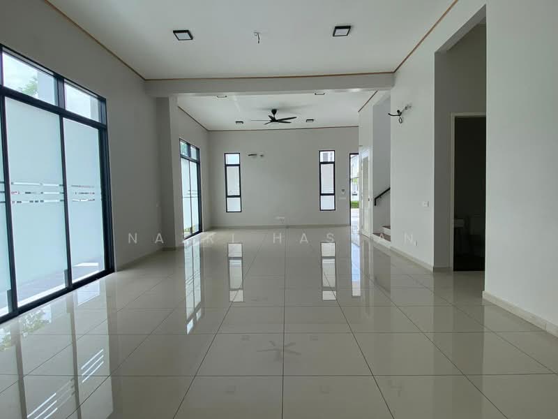 Bungalow for Sale in Kuala Selangor (Selangor) - Nazri Hassan - Living Room - PropertyGuru.com.my