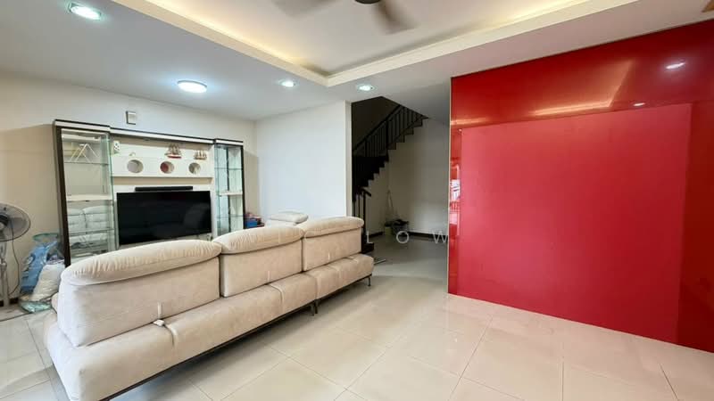 3-storey Terraced House for Sale in Batu Caves (Selangor) - Nic Low - Living Room - PropertyGuru.com.my