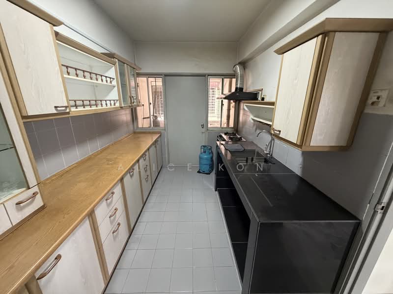 Condominium for Rent at Vista Perdana - Alice Kon - Kitchen - PropertyGuru.com.my