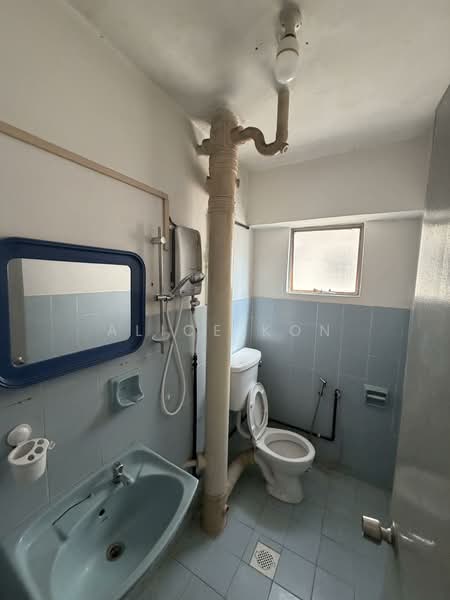 Condominium for Rent at Vista Perdana - Alice Kon - Bathroom - PropertyGuru.com.my