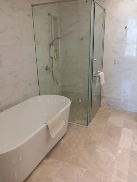 Service Residence for Sale at The Face Suites (Platinum Suites) - Courines Tan - Bathroom - PropertyGuru.com.my