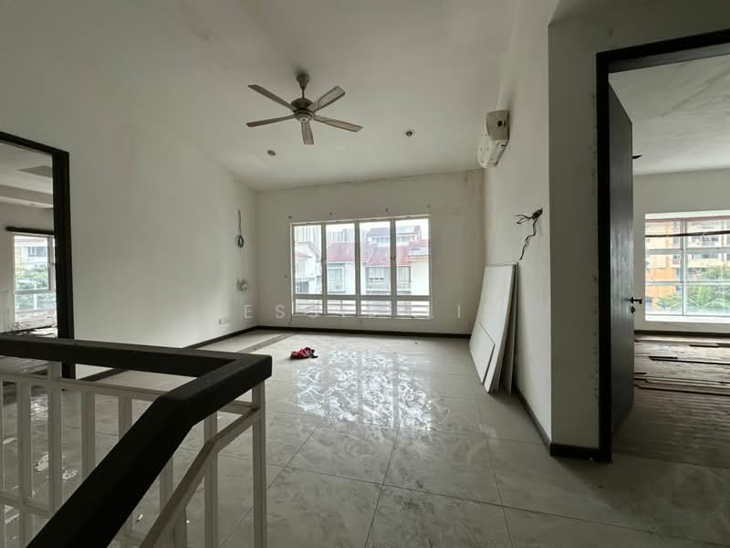 Desa Tiara untuk Untuk Dijual - RM 2,980,000, Mac 2026 - Living Room - PropertyGuru.com.my