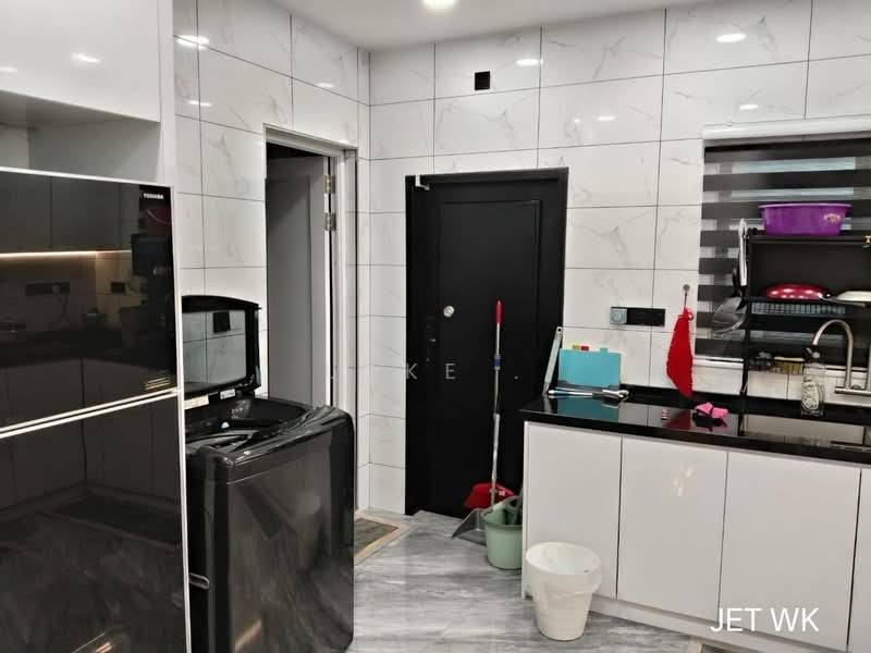 2-storey Terraced House for Sale in Setia Alam (Selangor) - Loke . - Kitchen - PropertyGuru.com.my