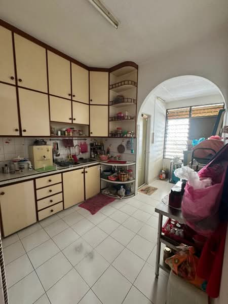 Double storey terrace in island Park Greenlane untuk Untuk Dijual - RM 1,190,000, Mac 2026 - Kitchen - PropertyGuru.com.my