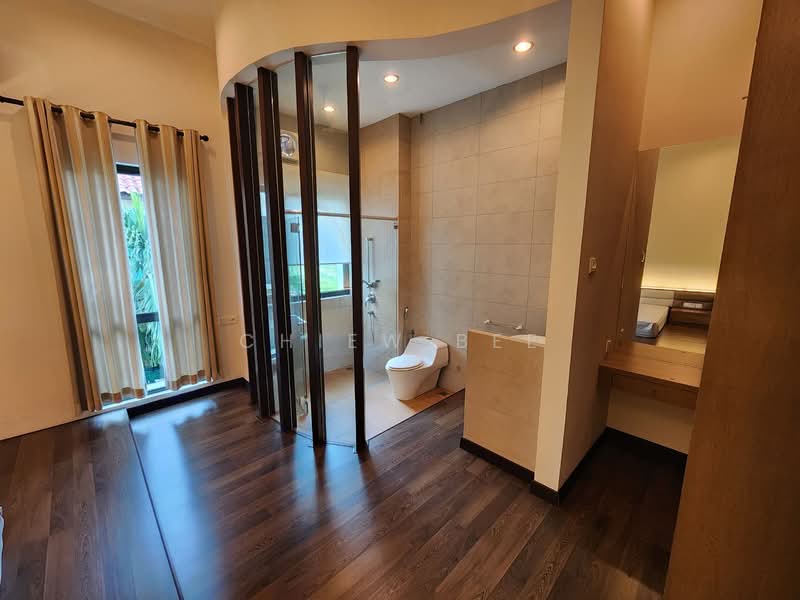 3-Storey Bungalow at Jalan Nunn Georgetown untuk Untuk Disewa - RM 18,000 /bulan, Mac 2026 - Bedroom - PropertyGuru.com.my