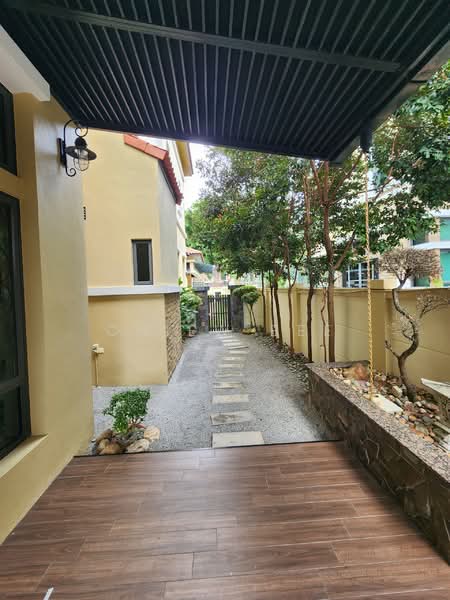 3-Storey Bungalow at Jalan Nunn Georgetown untuk Untuk Disewa - RM 18,000 /bulan, Mac 2026 - Exterior - PropertyGuru.com.my