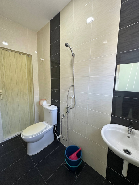 2-storey Terraced House for Sale in Bandar Lahat Baru (Lahat) - CY Lee - Bathroom - PropertyGuru.com.my