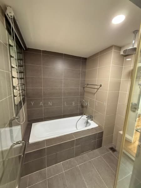 Iskandar Residences untuk Untuk Disewa - RM 2,000 /bulan, Mac 2026 - Bathroom - PropertyGuru.com.my