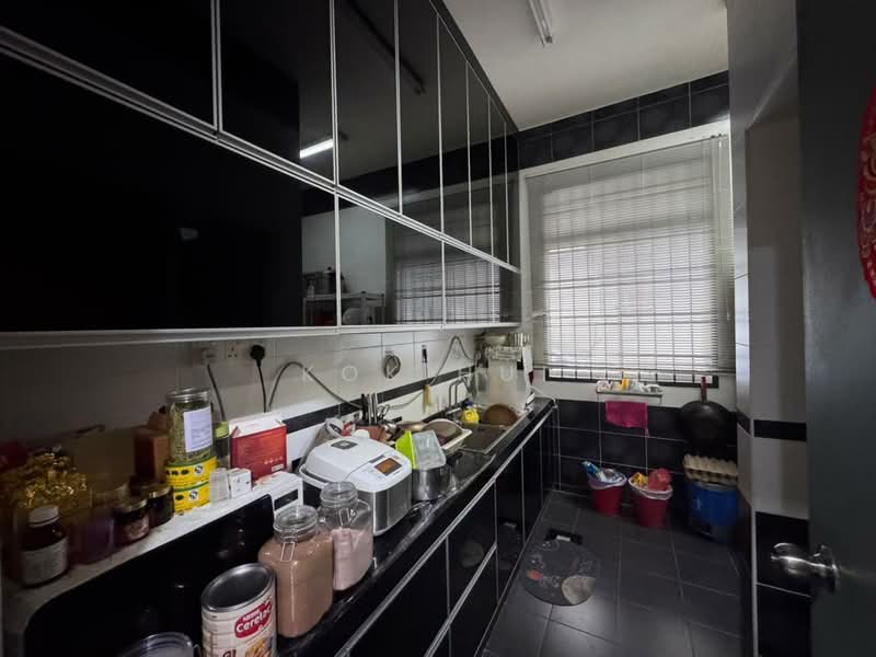 Setia Tropika Setias Tropikas untuk Untuk Dijual - RM 950,000, Mac 2026 - Kitchen - PropertyGuru.com.my