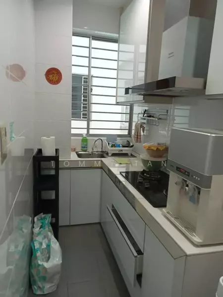 Plaza Menjalara untuk Untuk Disewa - RM 2,000 /bulan, Mac 2026 - Kitchen - PropertyGuru.com.my