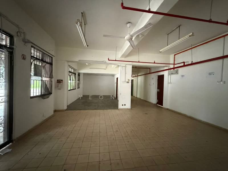 Factory for Rent in Kawasan Perindustrian Ayer Keroh (Ayer Keroh) - Yeong . - Interior - PropertyGuru.com.my